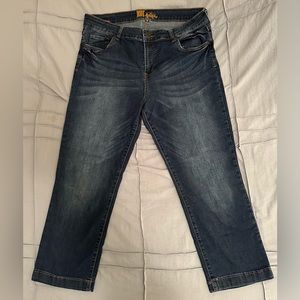 Kut From Kloth cropped jeans. Size 14
